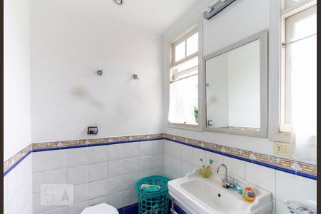 Casa à venda com 134m², 2 quartos e 2 vagasBanheiro da Suíte