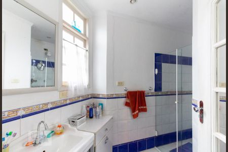 Casa à venda com 134m², 2 quartos e 2 vagasBanheiro da Suíte