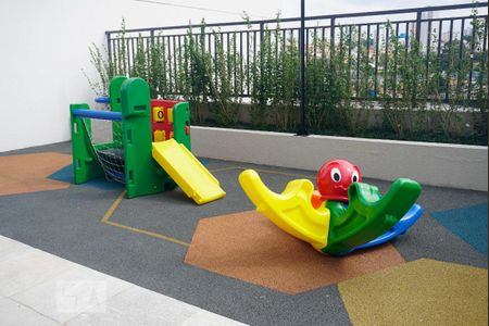 Apartamento à venda com 37m², 2 quartos e 1 vagaÁrea Comum - Playground