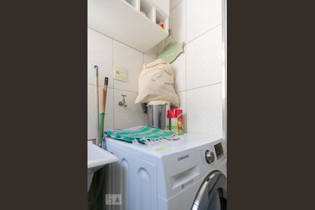 Apartamento à venda com 70m², 2 quartos e 1 vagaÁrea de Serviço