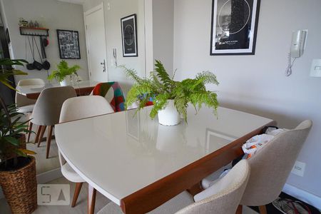 Apartamento à venda com 62m², 2 quartos e 1 vagaSala