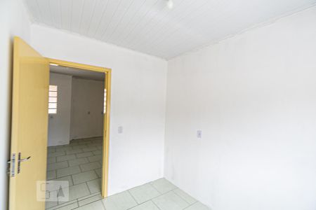 Quarto 1 de apartamento para alugar com 2 quartos, 40m² em Vila João Pessoa, Porto Alegre