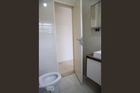 Casa à venda com 120m², 3 quartos e 2 vagasBanheiro 1