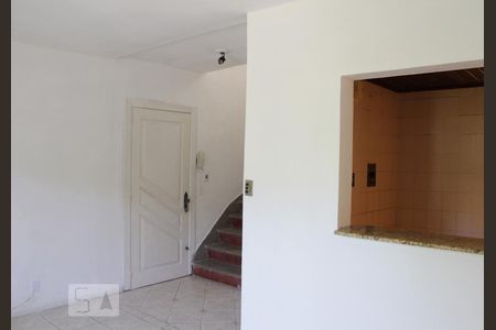 Sala de apartamento à venda com 3 quartos, 87m² em Partenon, Porto Alegre