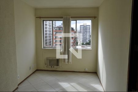 Sala de apartamento para alugar com 2 quartos, 45m² em Todos Os Santos, Rio de Janeiro