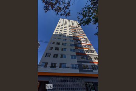 Studio para alugar com 19m², 1 quarto e sem vaga Studio para alugar com 19m², 1 quarto e sem vagaFachada