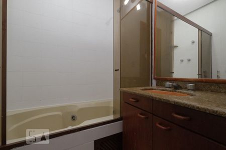 Banheiro Suíte de apartamento para alugar com 2 quartos, 85m² em Tijuca, Rio de Janeiro