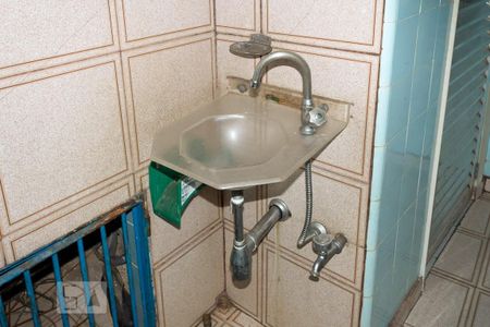 Casa à venda com 130m², 2 quartos e 1 vagaBanheiro de Serviço