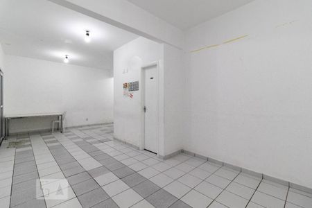 Apartamento à venda com 50m², 2 quartos e 1 vaga Apartamento à venda com 50m², 2 quartos e 1 vagaÁrea comum - Salão de festas 1