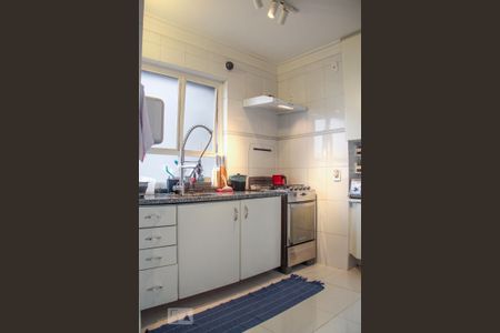 Apartamento à venda com 92m², 3 quartos e 2 vagas Apartamento à venda com 92m², 3 quartos e 2 vagasCozinha