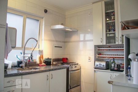 Apartamento à venda com 92m², 3 quartos e 2 vagas Apartamento à venda com 92m², 3 quartos e 2 vagasCozinha