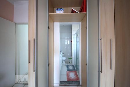 Casa para alugar com 200m², 3 quartos e 2 vagasArmário - Banheiro