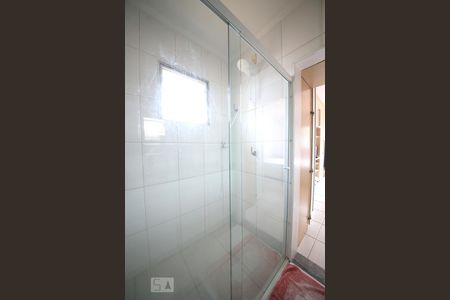 Casa para alugar com 200m², 3 quartos e 2 vagasBanheiro