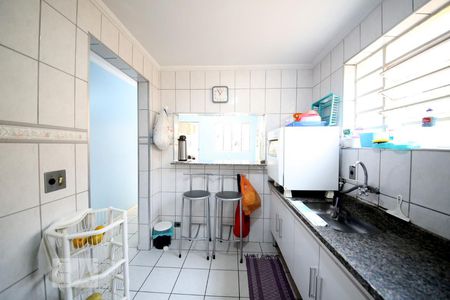 Casa para alugar com 200m², 3 quartos e 2 vagasCozinha