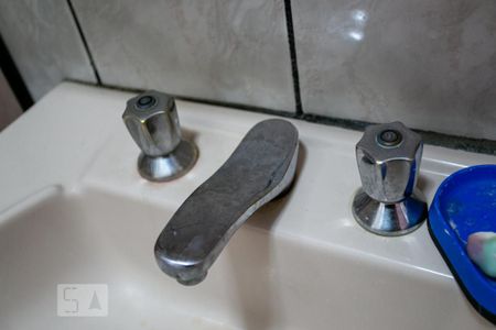 Casa à venda com 195m², 3 quartos e 3 vagasBanheiro da suíte
