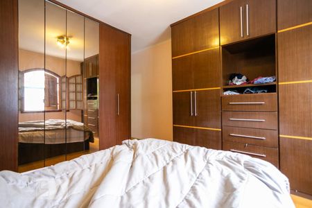 Suíte de casa à venda com 3 quartos, 195m² em Santa Teresinha, São Paulo