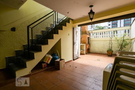 Casa à venda com 195m², 3 quartos e 3 vagasQuintal e churrasqueira