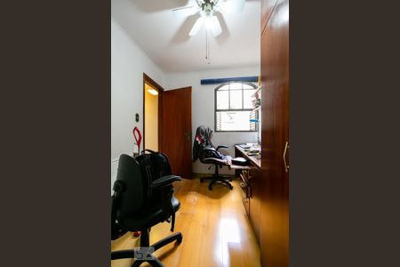 Casa à venda com 195m², 3 quartos e 3 vagasQuarto 2