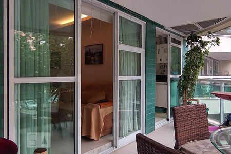 Apartamento à venda com 97m², 3 quartos e 1 vagaVaranda da Sala