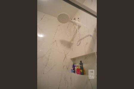 Casa à venda com 381m², 5 quartos e 5 vagasBanheiro - Corredor