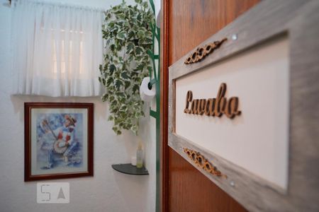 Casa à venda com 381m², 5 quartos e 5 vagasLavabo