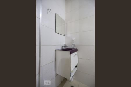 Casa à venda com 75m², 3 quartos e 1 vagaLavabo