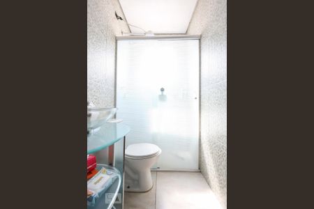 Casa à venda com 75m², 3 quartos e 1 vagaBanheiro