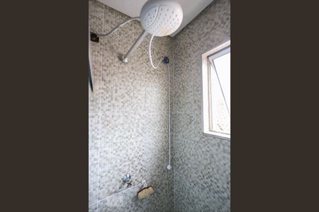 Casa à venda com 75m², 3 quartos e 1 vagaBanheiro