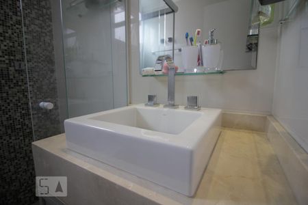 Apartamento à venda com 90m², 2 quartos e 2 vagasPia