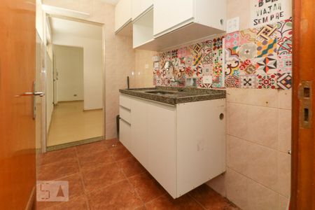 Apartamento para alugar com 71m², 3 quartos e sem vagaCozinha 