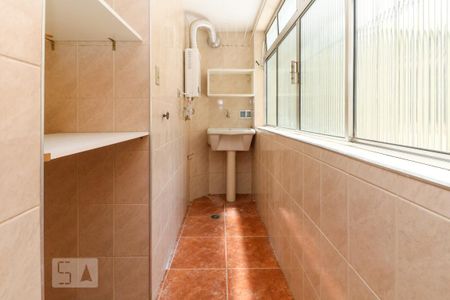 Apartamento para alugar com 71m², 3 quartos e sem vagaÁrea de Serviço