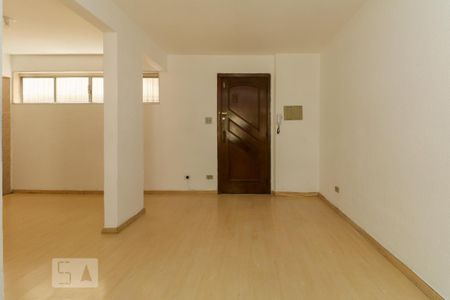 Sala  de apartamento para alugar com 3 quartos, 71m² em Alto de Pinheiros, São Paulo