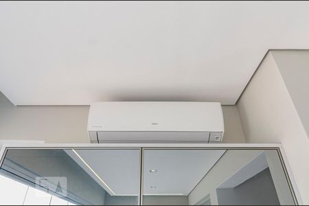 Apartamento para alugar com 68m², 2 quartos e 1 vagaAr condicionado