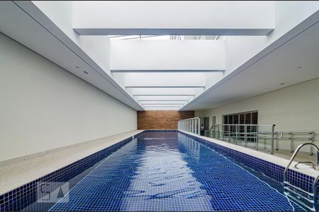 Apartamento para alugar com 68m², 2 quartos e 1 vagaPiscina