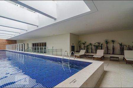 Apartamento para alugar com 68m², 2 quartos e 1 vagaPiscina