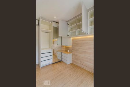 Apartamento para alugar com 68m², 2 quartos e 1 vagaSuíte