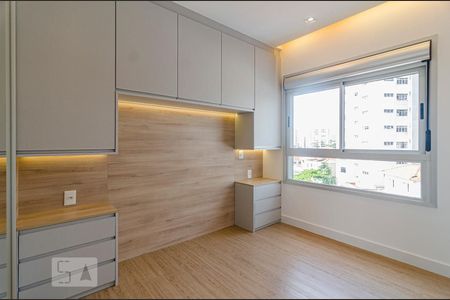 Apartamento para alugar com 68m², 2 quartos e 1 vagaSuíte
