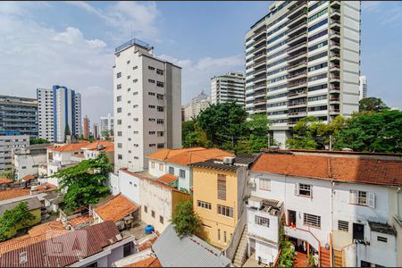 Apartamento para alugar com 68m², 2 quartos e 1 vagaVista