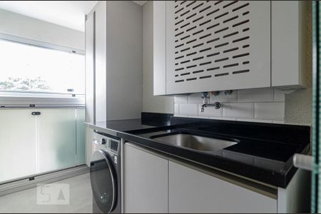 Apartamento para alugar com 68m², 2 quartos e 1 vagaÁrea de serviço