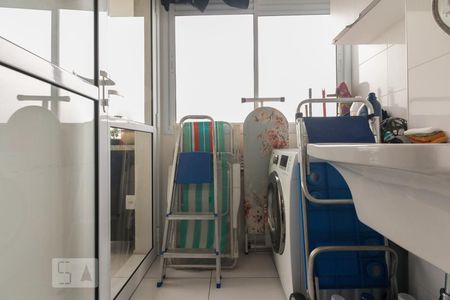 Apartamento à venda com 56m², 2 quartos e 1 vagaÁrea de serviço 