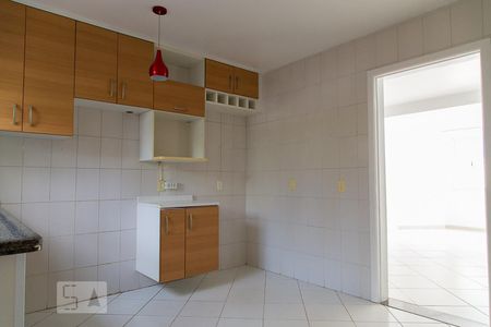 Casa de condomínio à venda com 150m², 3 quartos e 2 vagas Casa de condomínio à venda com 150m², 3 quartos e 2 vagasCozinha