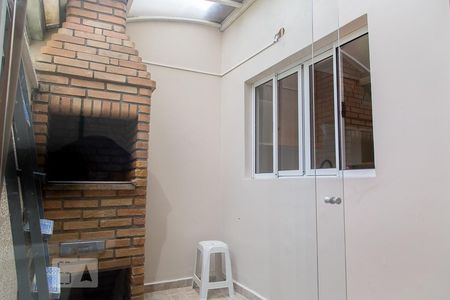 Casa de condomínio à venda com 150m², 3 quartos e 2 vagas Casa de condomínio à venda com 150m², 3 quartos e 2 vagasÁrea de serviço e churrasqueira
