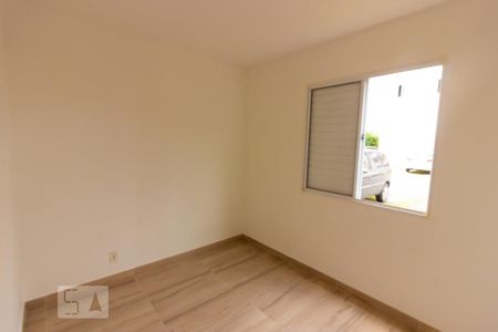 Quarto 1 de apartamento para alugar com 2 quartos, 47m² em Jardim Ísis, Cotia