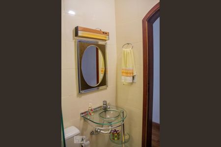 Casa à venda com 150m², 3 quartos e 2 vagasBanheiro