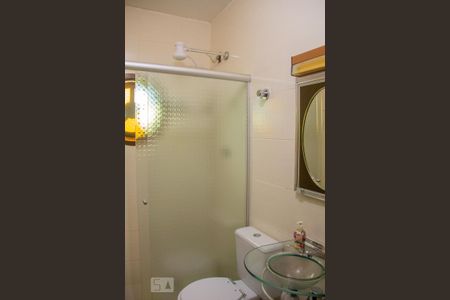 Casa à venda com 150m², 3 quartos e 2 vagasBanheiro