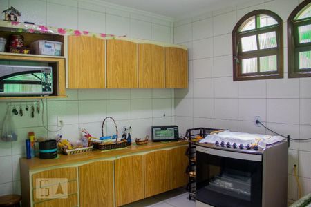 Casa à venda com 150m², 3 quartos e 2 vagasCozinha