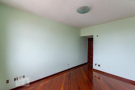 Sala de Apartamento com 2 quartos, 79m² Fonseca