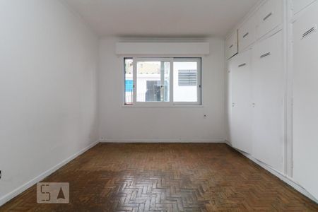 Casa à venda com 357m², 3 quartos e 3 vagasSuíte