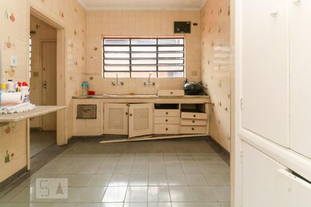 Casa à venda com 357m², 3 quartos e 3 vagasCozinha