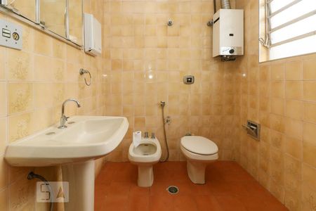 Casa à venda com 357m², 3 quartos e 3 vagasBanheiro